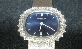 PATEK PHILIPPE　K18WG/ダイヤベゼル  婦人用腕時計